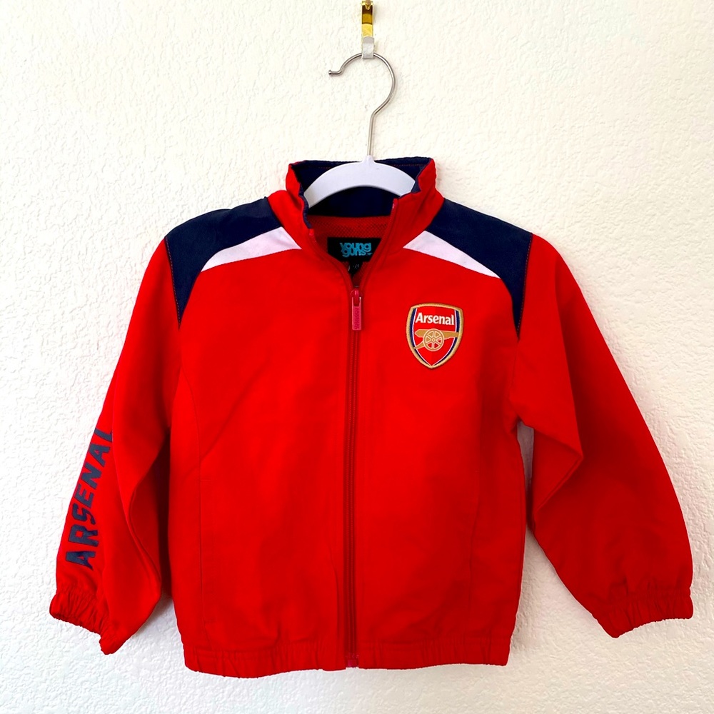 4 piece Official Arsenal Football (Soccer) gear!